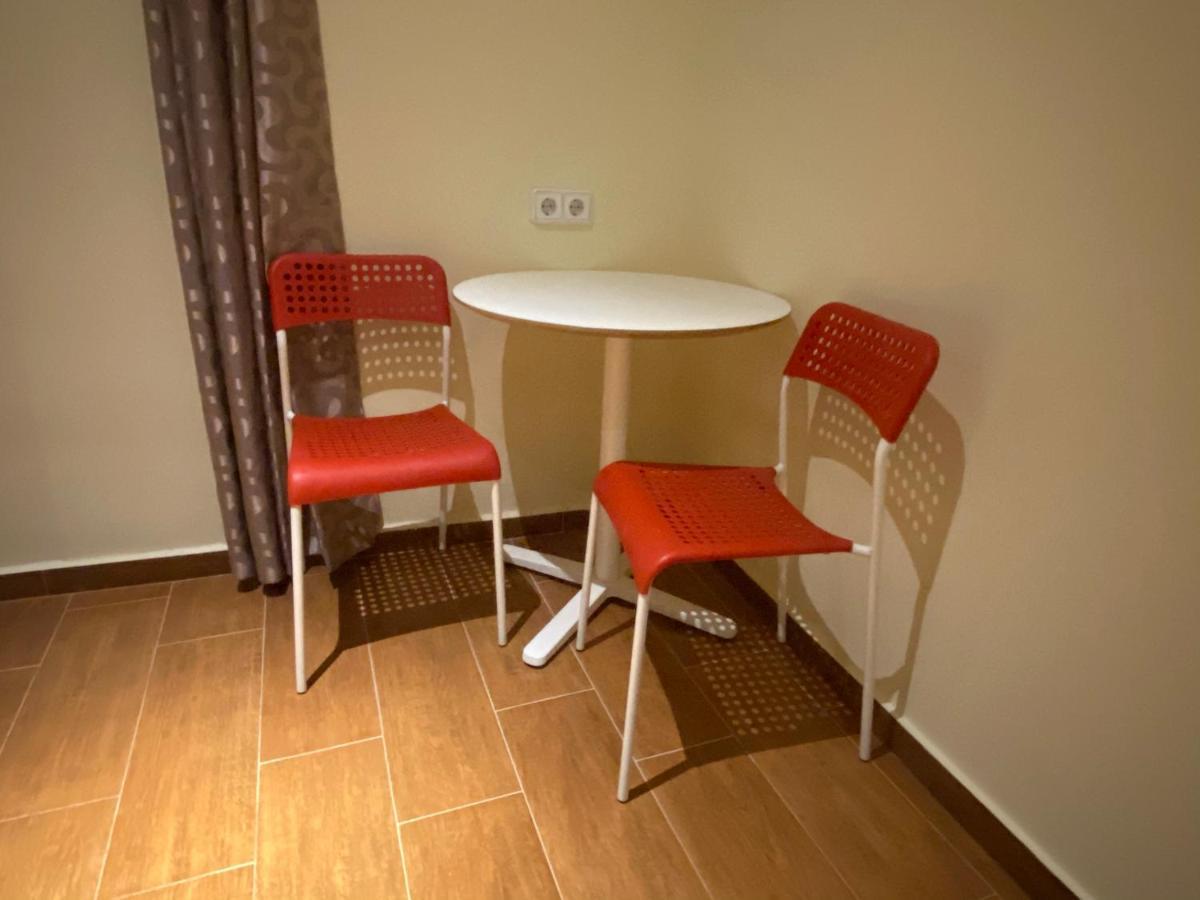 Hostal Granvia 628 Барселона Экстерьер фото