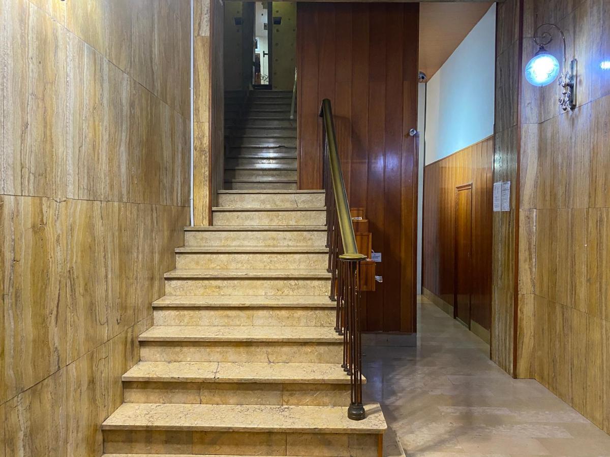 Hostal Granvia 628 Барселона Экстерьер фото
