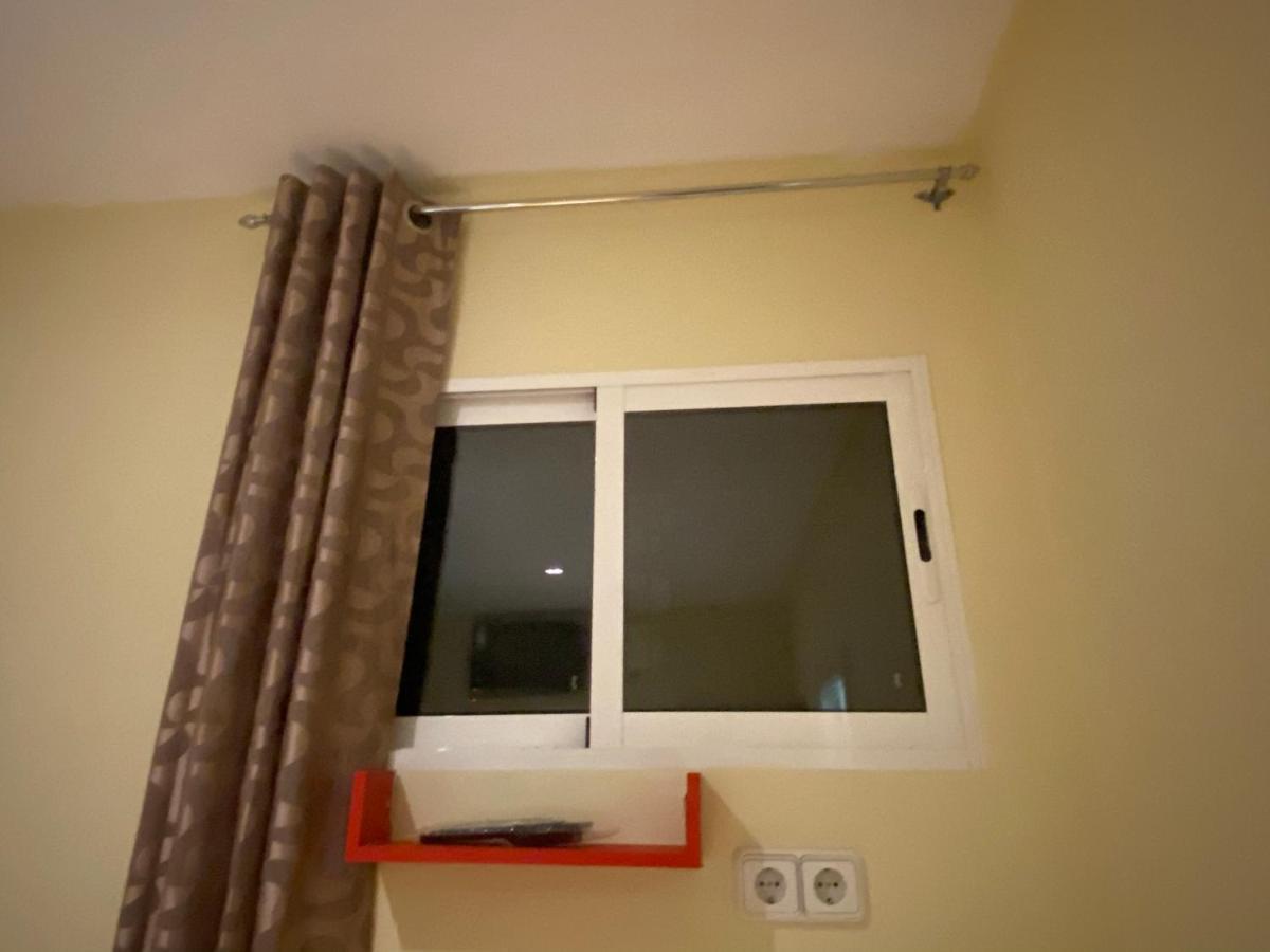 Hostal Granvia 628 Барселона Экстерьер фото