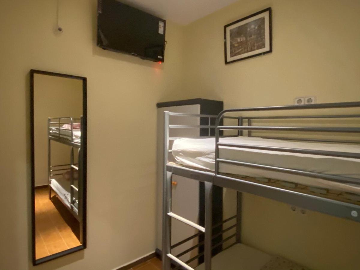 Hostal Granvia 628 Барселона Экстерьер фото