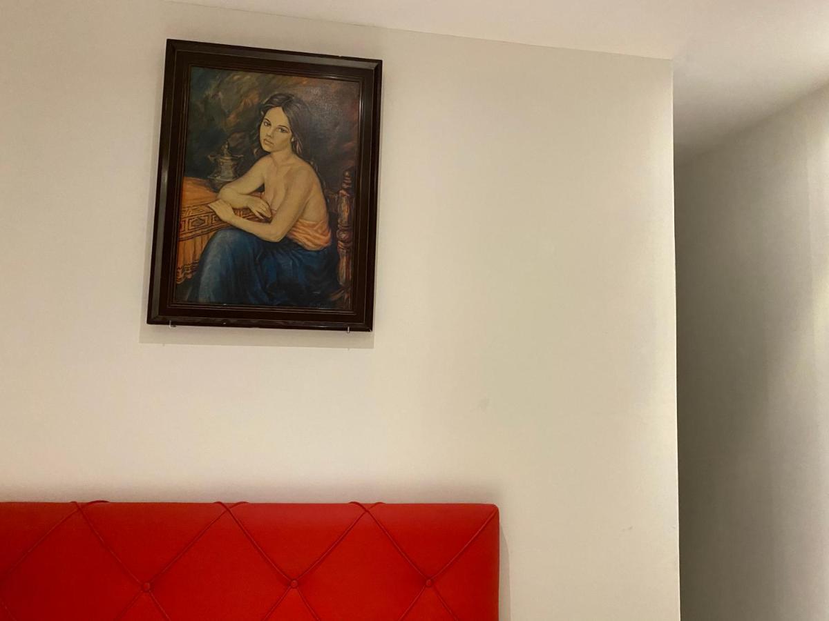 Hostal Granvia 628 Барселона Экстерьер фото