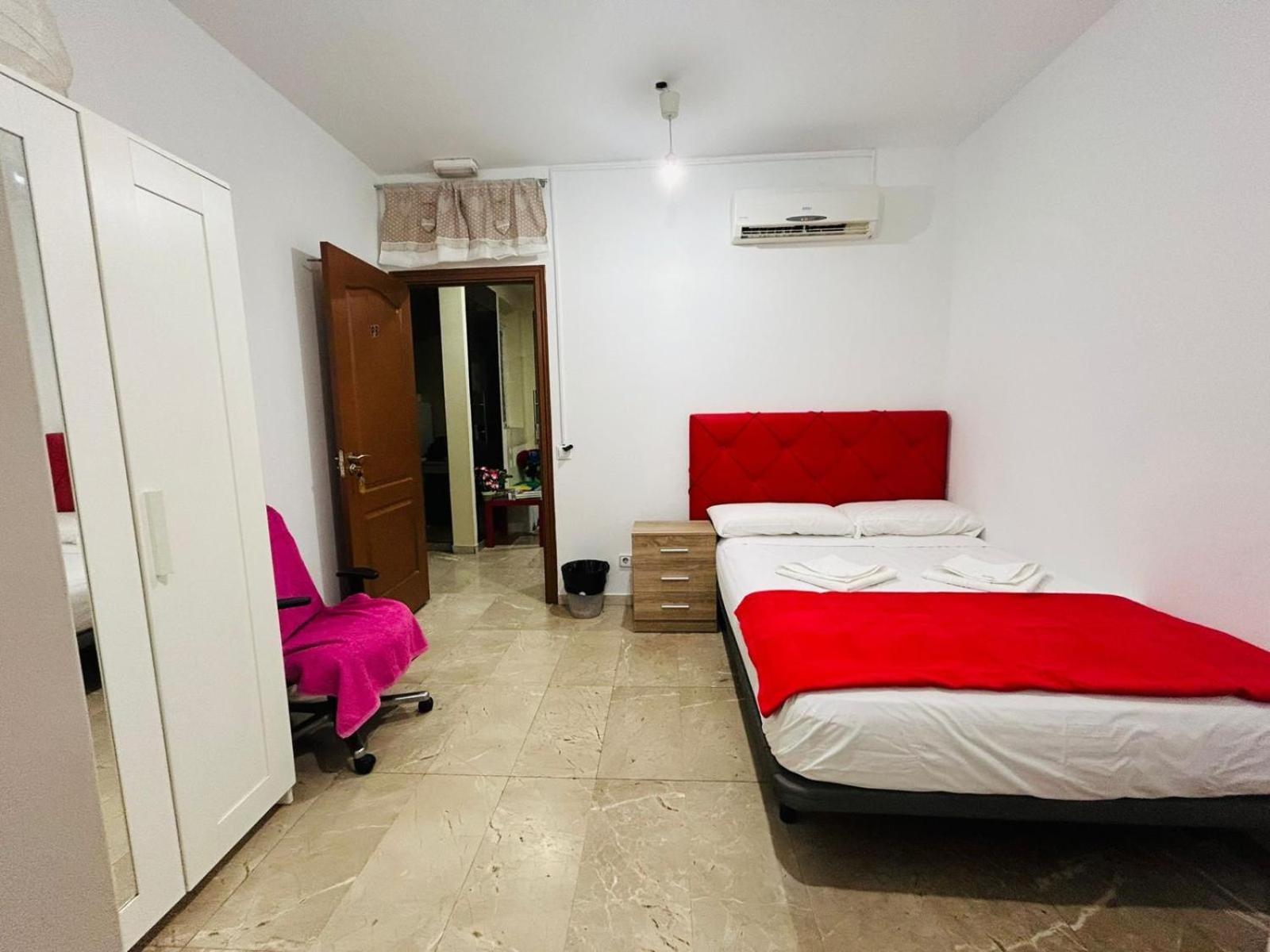Hostal Granvia 628 Барселона Экстерьер фото