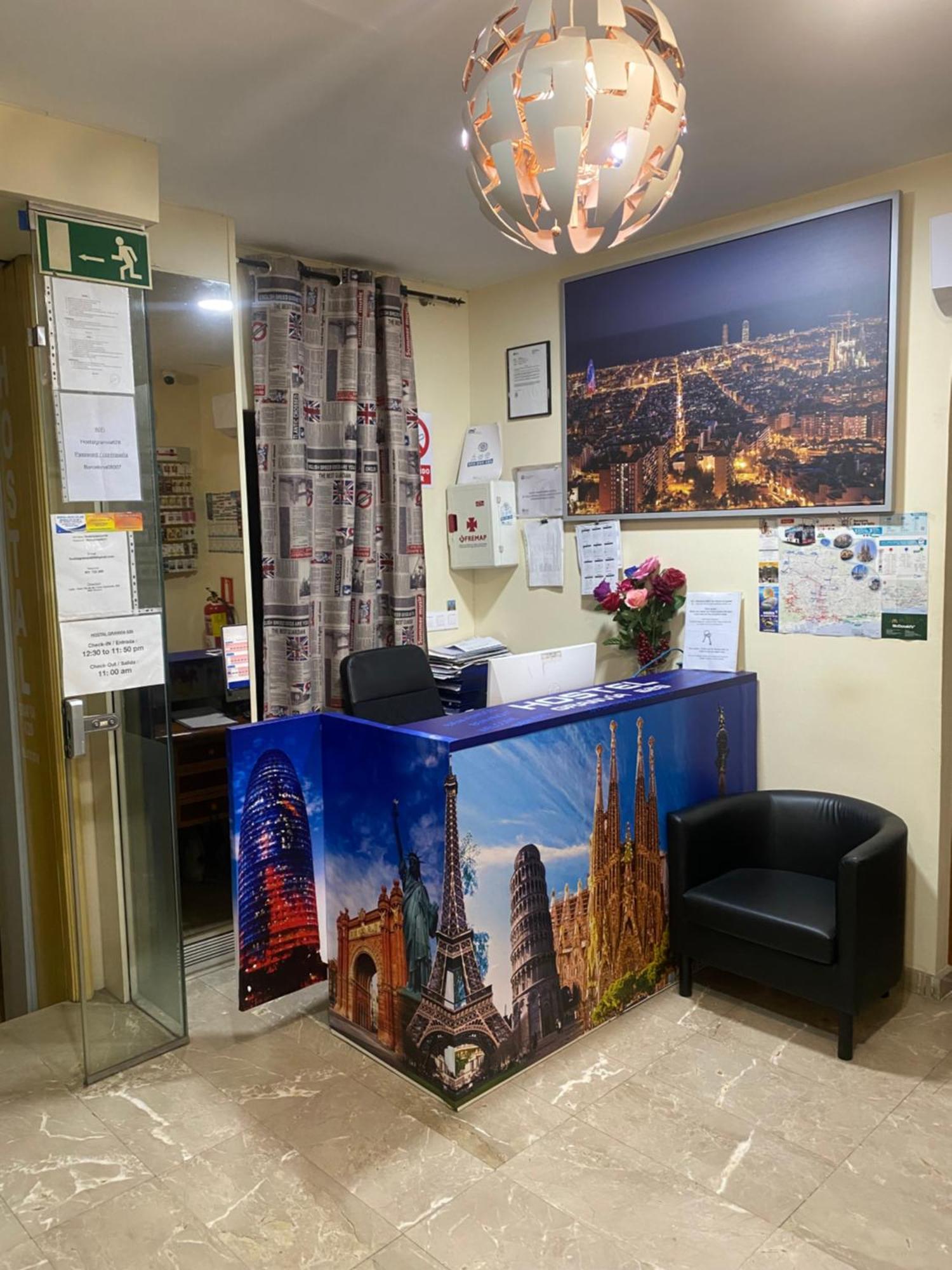 Hostal Granvia 628 Барселона Экстерьер фото