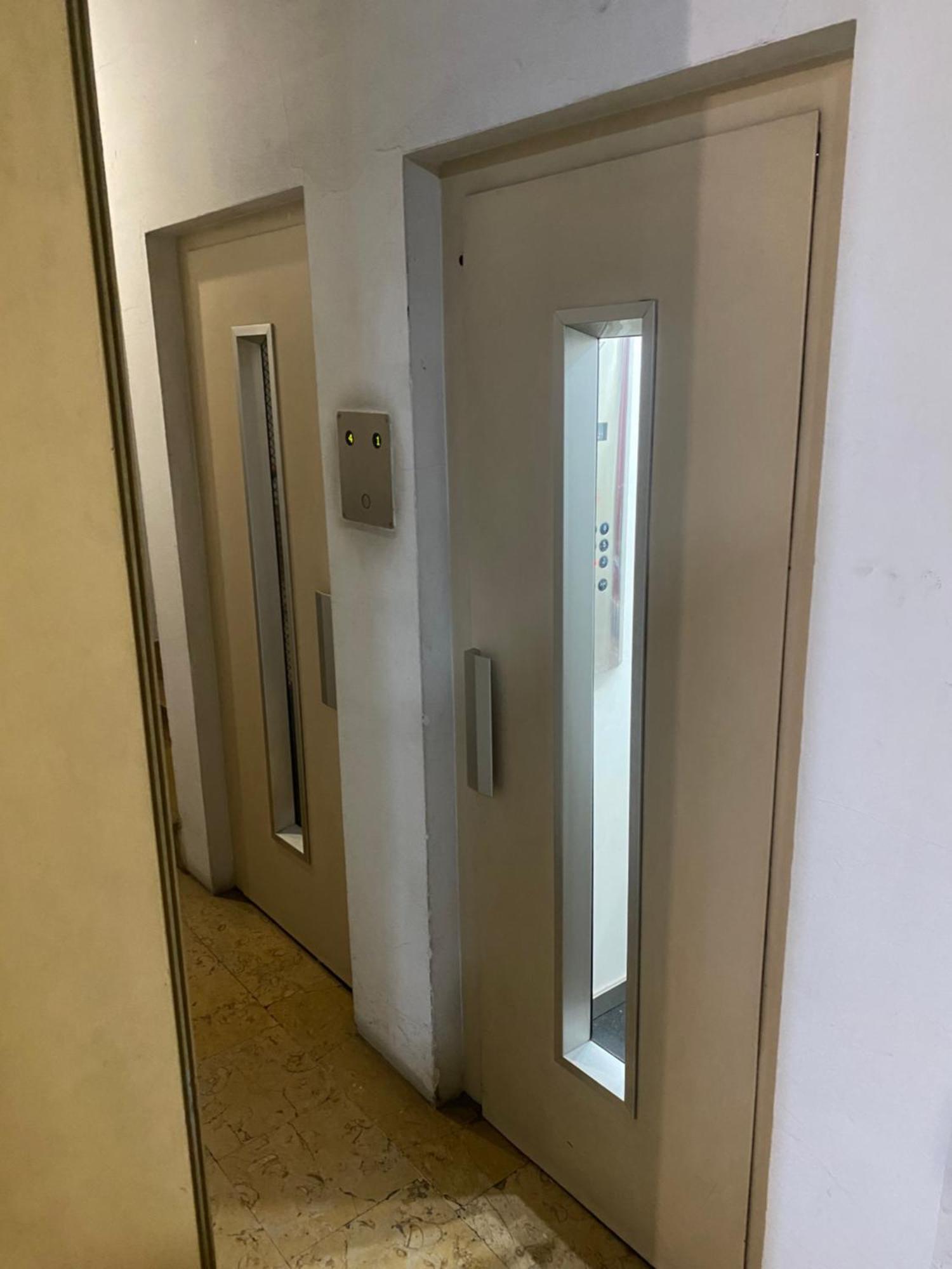 Hostal Granvia 628 Барселона Экстерьер фото