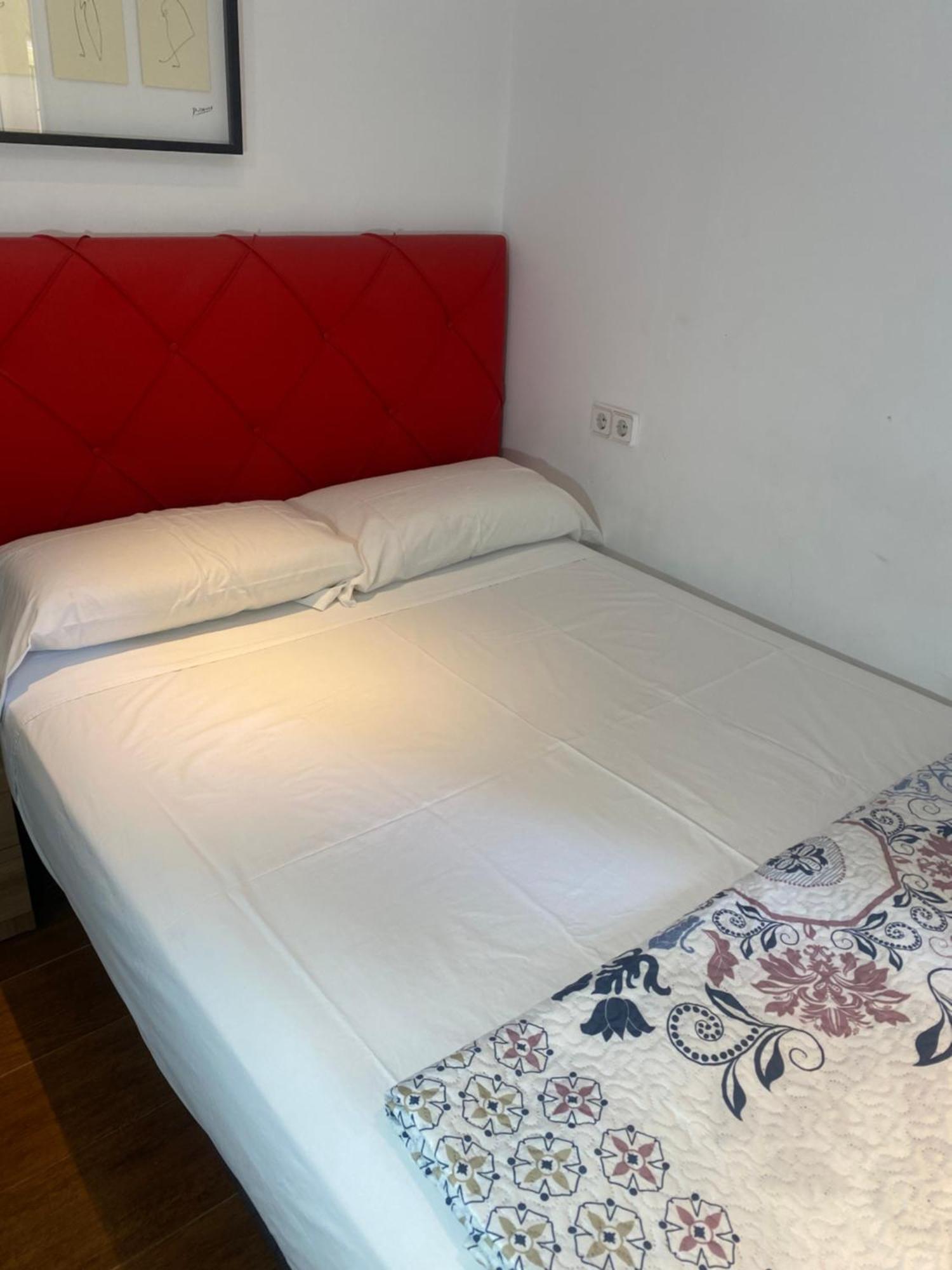 Hostal Granvia 628 Барселона Экстерьер фото