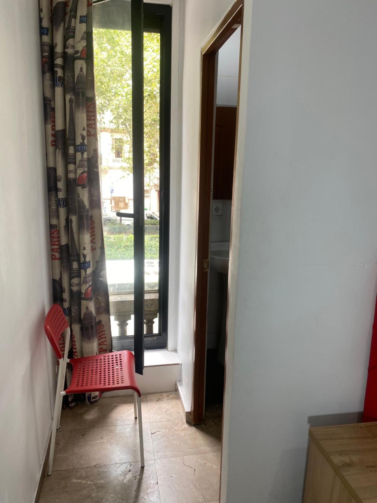 Hostal Granvia 628 Барселона Экстерьер фото